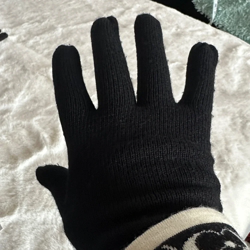 Classic Reversible B&WCoach Monogrammed Knit Scarf & Gloves Set Size 48*8